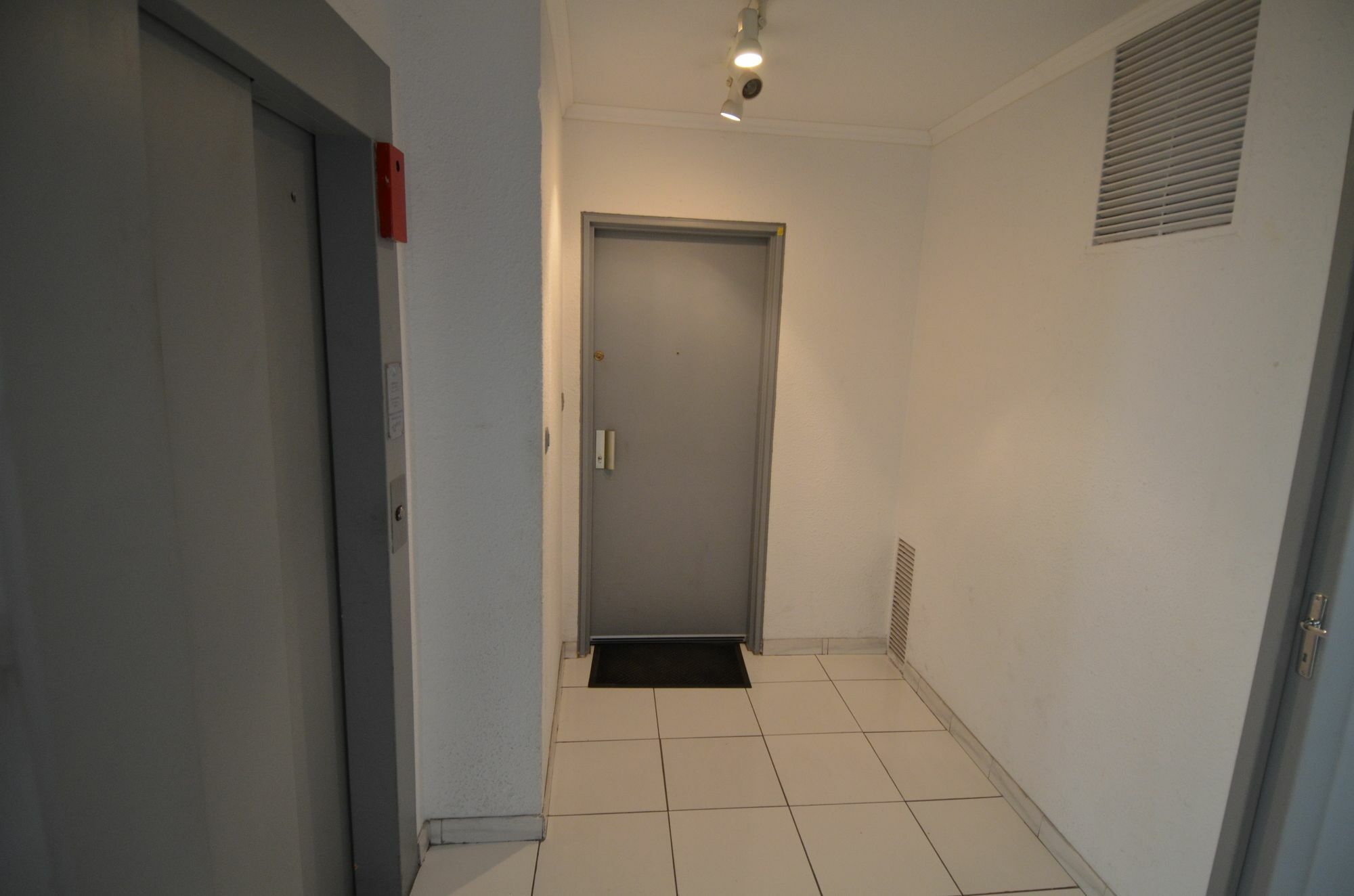 Appartement Rooftop 8 Personnes Grande Terrasse Avec Parking Quartier Aeroport Ницца Экстерьер фото